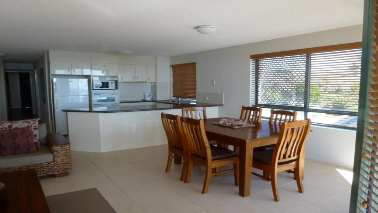 Seacrest Unit 4 Moffat Beach Qld Caloundra 0*,  Ausztrália